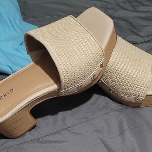 Torrid clogs
